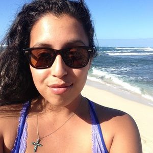 Meet your Posher, Pamela